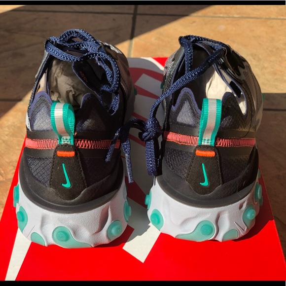 nike element 87 kids gold